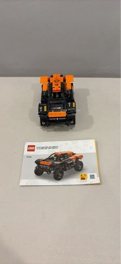 LEGO TECHNIC: Neom Mclaren Extreme E Race Car (42166)