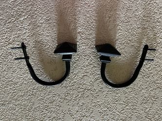 Set of 2 Black Curtain Holdbacks