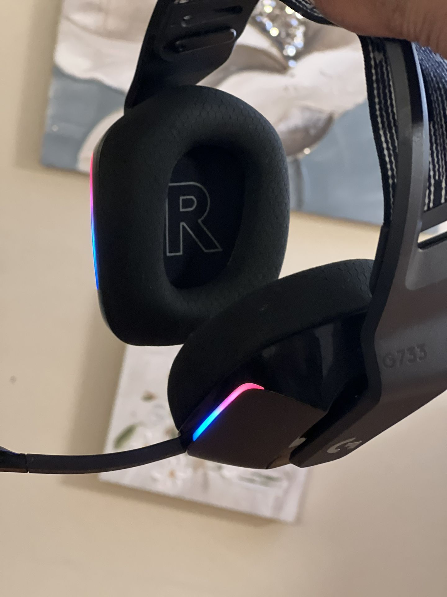 G733 LIGHTSPEED Wireless RGB Gaming Headset