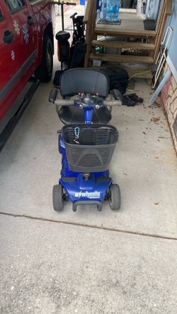 EZ Wheels Medical Scooter