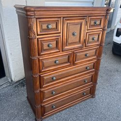 Delivery Available! Tommy Bahama Style Wooden 9 Drawer Tall Bedroom Dresser Chest! All drawers work great!  42x21x54in 