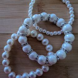 Faux Pearl Bracelet Set