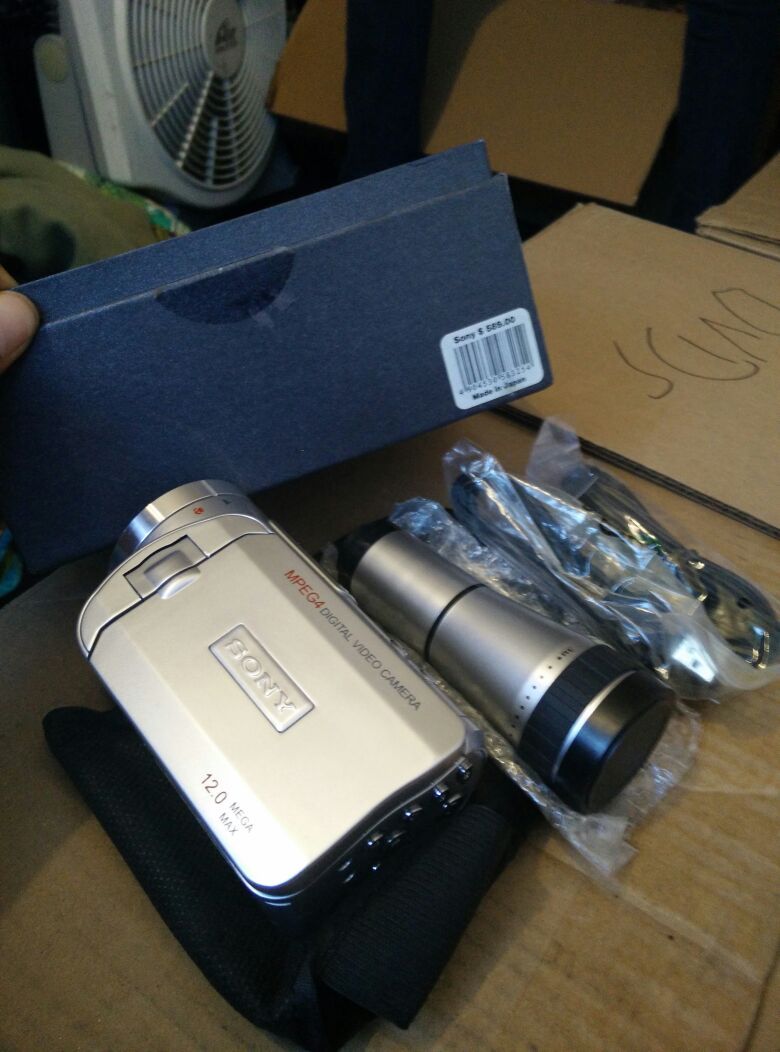 Sony MPEG4 digital video camera