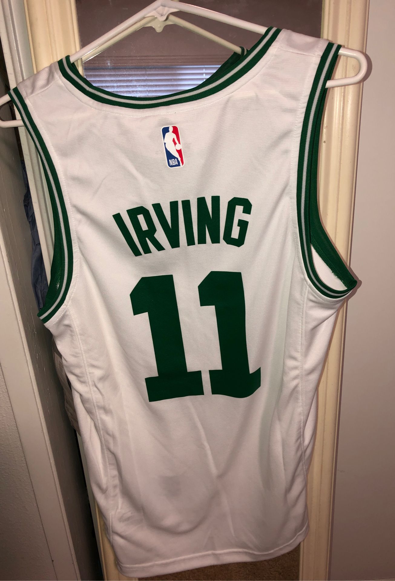 Boston Celtics Kyrie Irving fanatics white Jersey Men size Small