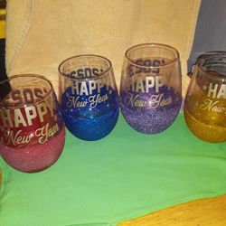 Handmade New Year's 2023 Wine Glasses