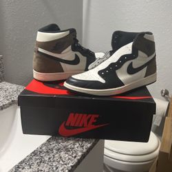 Jordan  1 Mochas Size 11