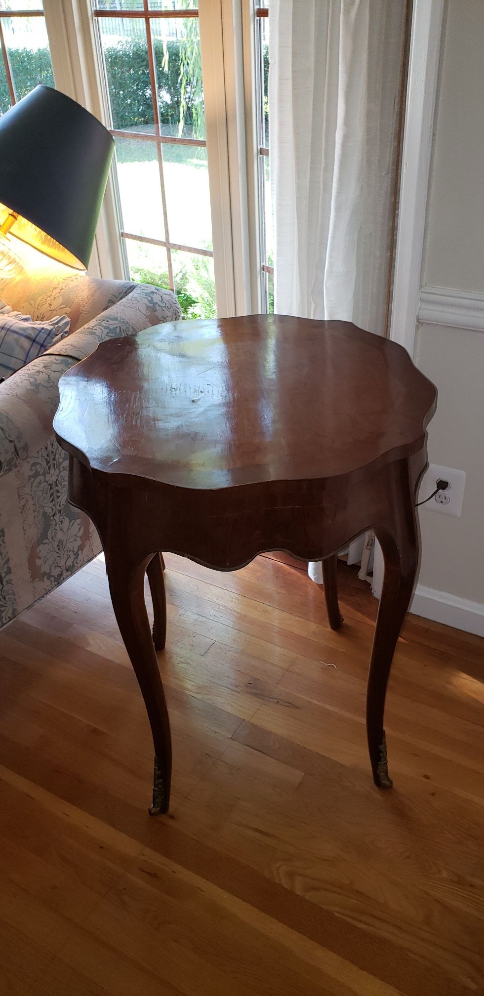 Antique lamp table