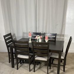 Ashley Furniture Dining Table With 6 Chairs 