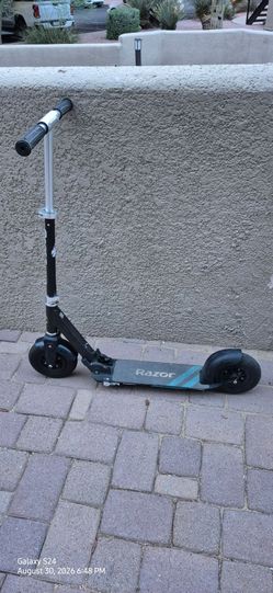 Razor Kick Scooter with Air Tires