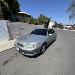 2001 Lexus ES 300