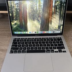 MacBook Air M1 2020 8GB RAM 256GB SSD