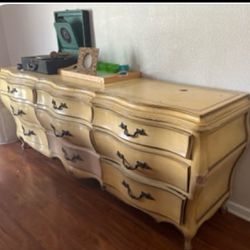 Gold antique Dresser
