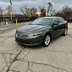 2016 Ford Taurus