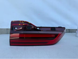 BMW X7 2019 2020 2021 2022 Inner tailgate tail light tail lamp left driver side LH USED OEM (BROKEN)