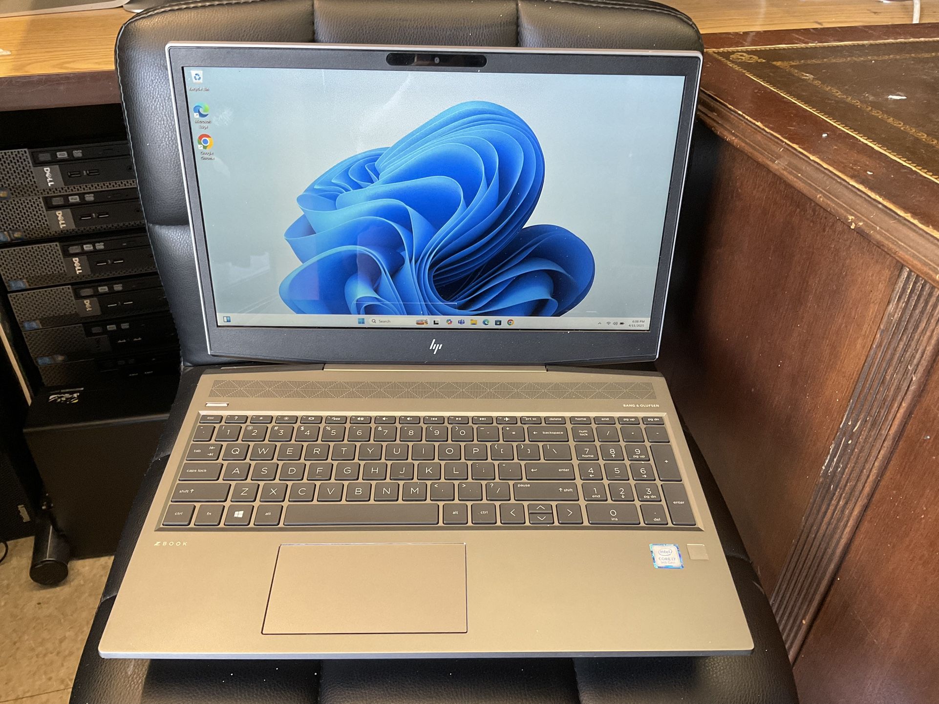 HP ZBook 15v G5, Core i7- 9 th Gen-touchscreen
