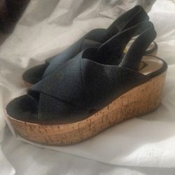 Black Wedges