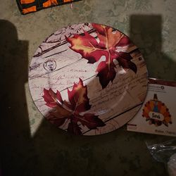 Fall Plastic Charger