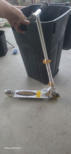 Razor scooter used like 5 times $20