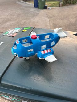Fisher Price Little People Jet Plane Blue Talking Musical Sounds