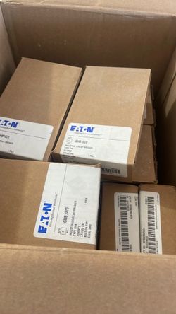 Eaton breakers