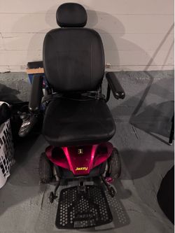 Mobility scooter