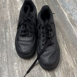 Nike Black Airforces 