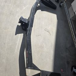 CURT Trailer Hitch Receiver – Class III, 2” Receiver Tube