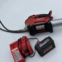 Milwaukee Grease Gun