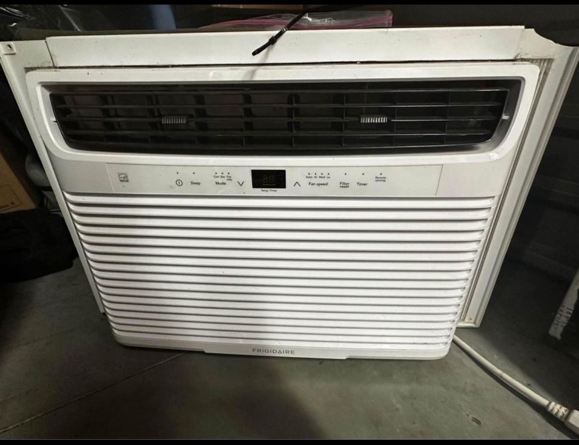Frigidaire 15,000btu Air Conditioner