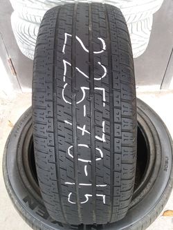 One used 225 70 15 Futura tire