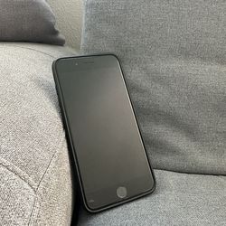 iPhone 7 Plus UNLOCKED