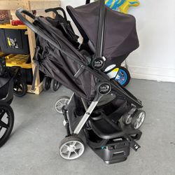 Baby Jogger Travel System With Attachments