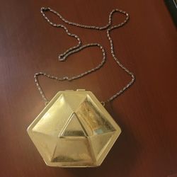 Gold vintage clutch purse with chain strap