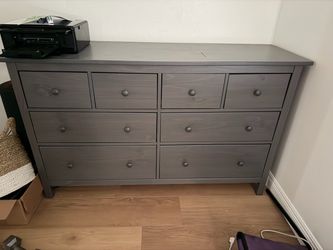 IKEA HEMNES Dresser