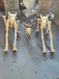 Animated led eyes talking Skeleton Animal Halloween Decoration Figures Set of 3
