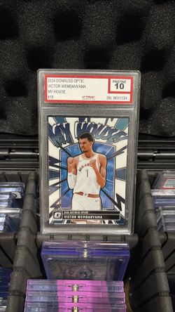 Victor Wembanyama  Prestine 10 slab