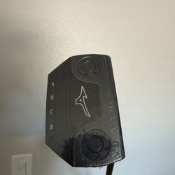 Mizuno M.Craft X S4 Putter 35 inch right handed BRAND NEW