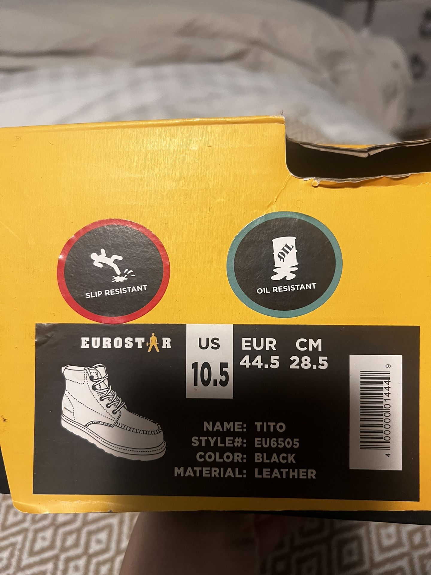 Black work boot 