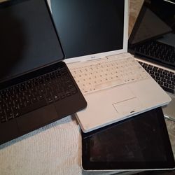 Apple Lot (**FOR PARTS OR NEEDS FIXED )