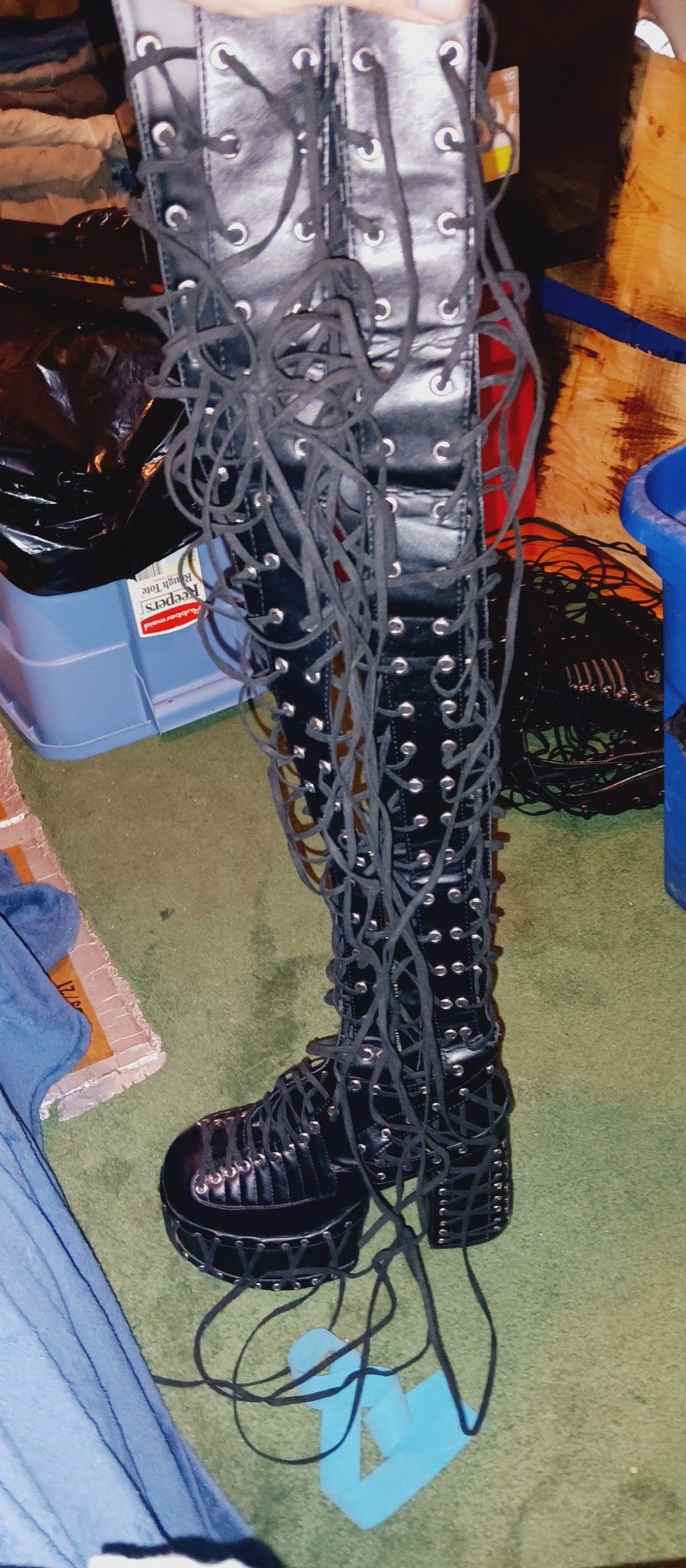 Size 7 Regular Price 200$