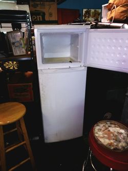 Refrigerator