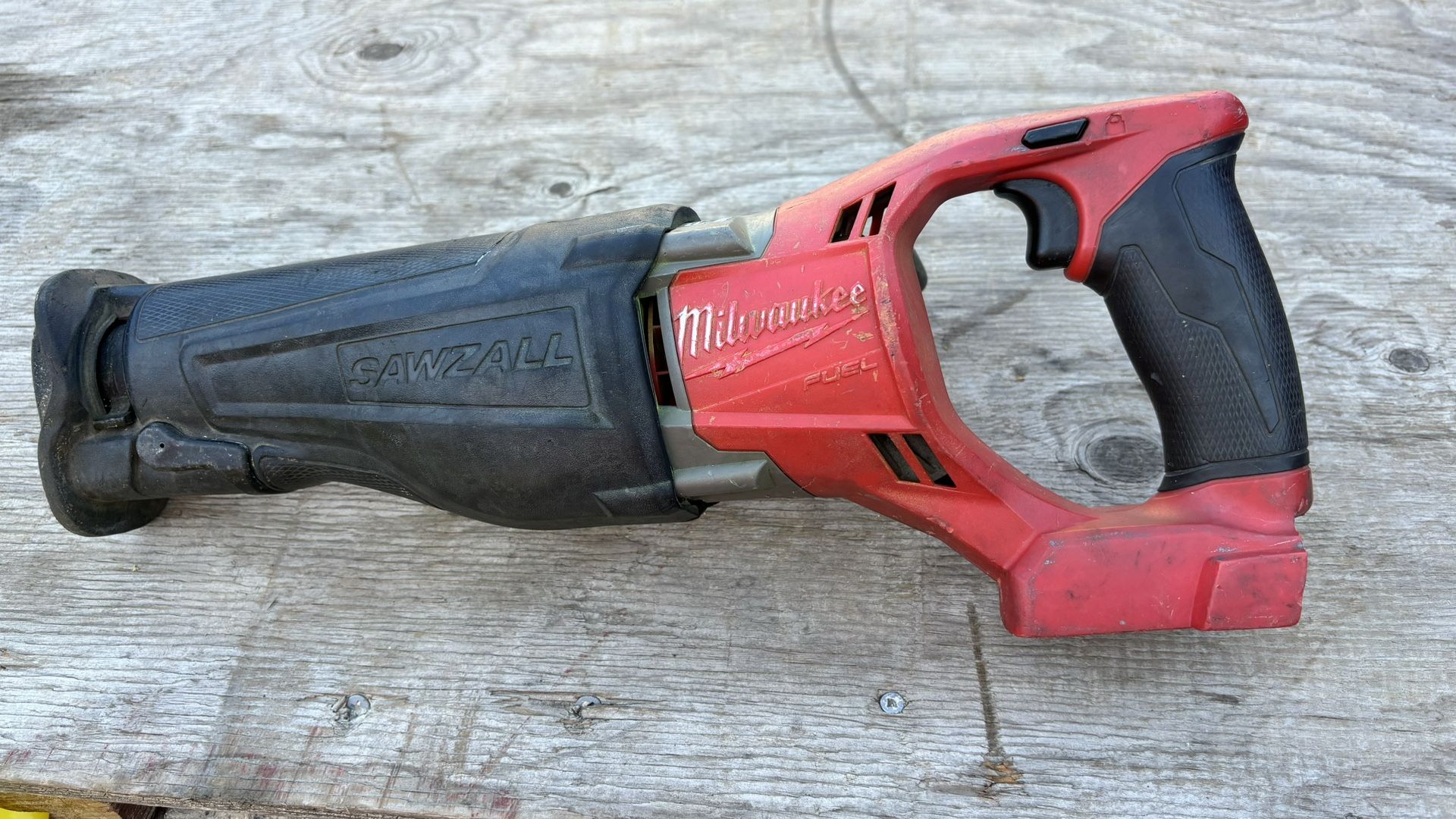 Milwaukee Fuel M18 SAWZALL reciprocating saw