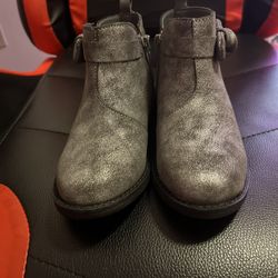 Brand New Childrens Place Boots Tag Still On