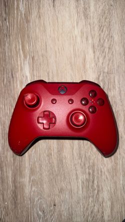 Xbox one controllers & headset
