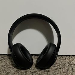 Beats By Dre Studio Pro 3