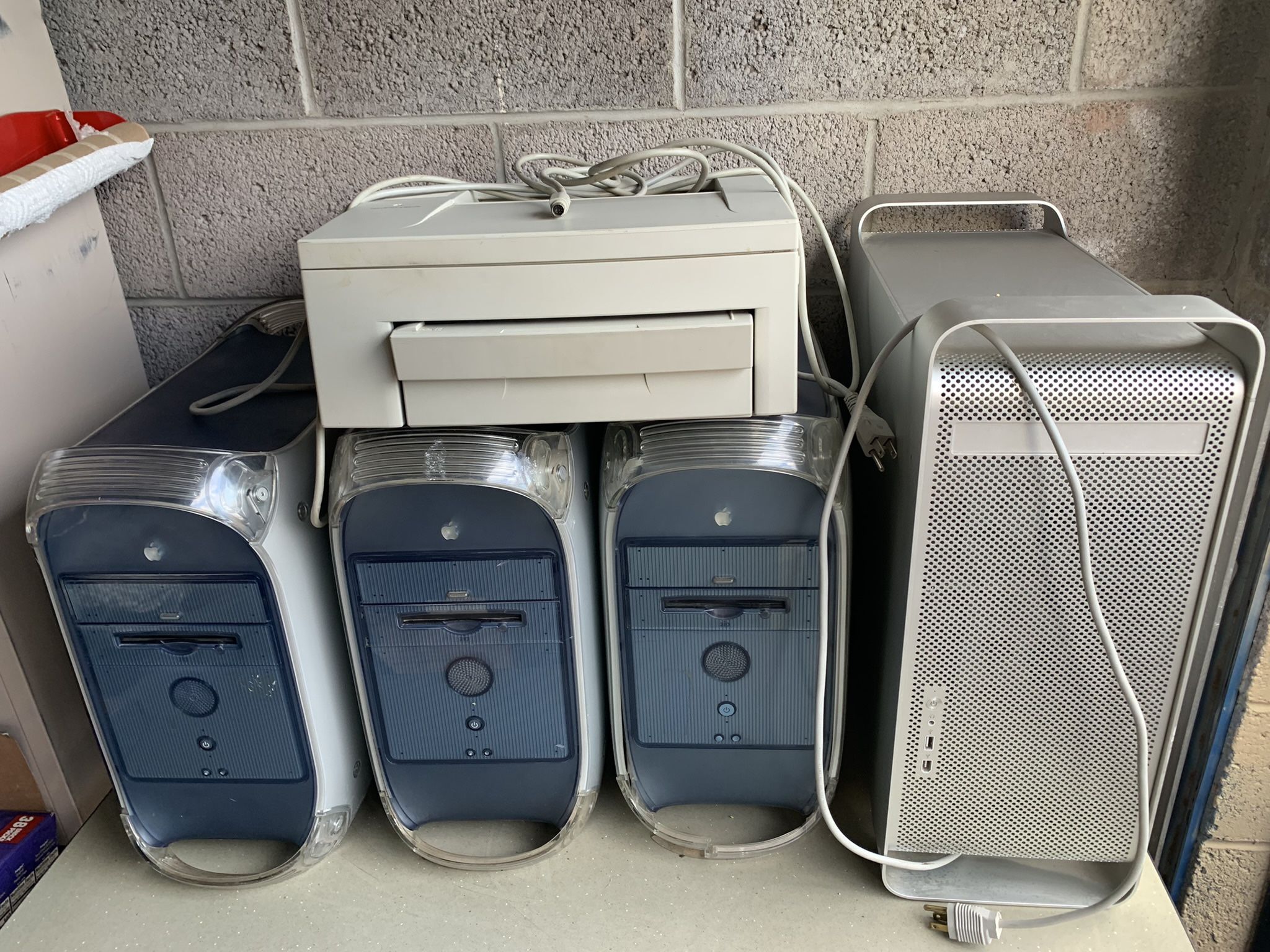Lot Of Vintage Apple Computers