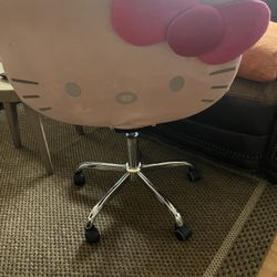 Hello Kitty Chair 