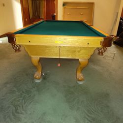 Vintage US Classic Billiards Pool Table In As New Condition