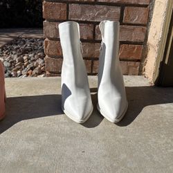 White High Heel Boots 