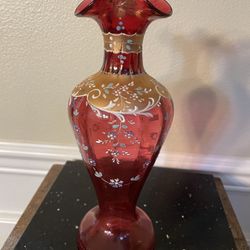 Vintage Hand Blown Cranberry Glass Vase Gold Guild Floral 10”T
